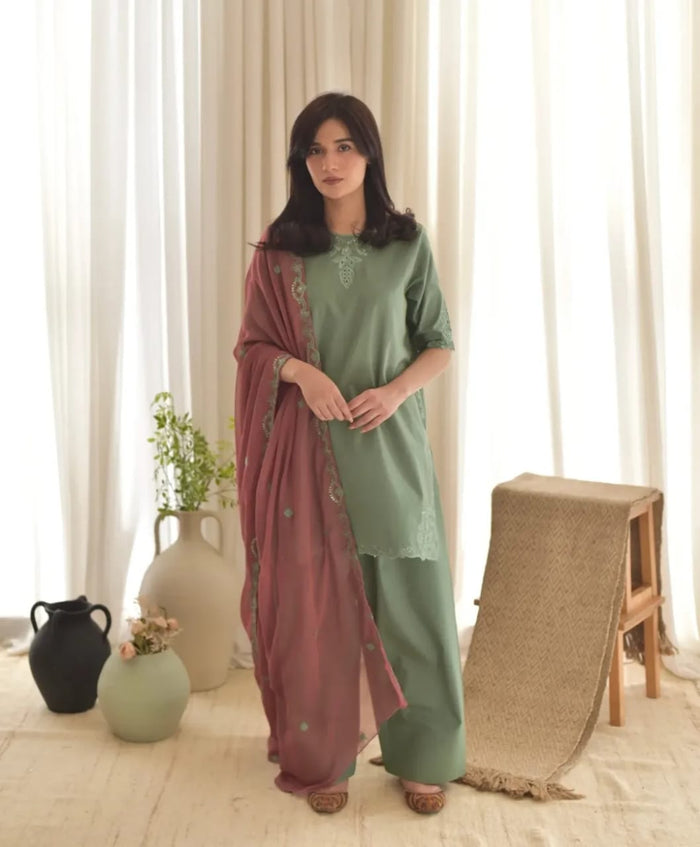 3 piece - Arabic Lawn Embroidered